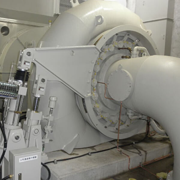 Horizontal axis Francis turbine